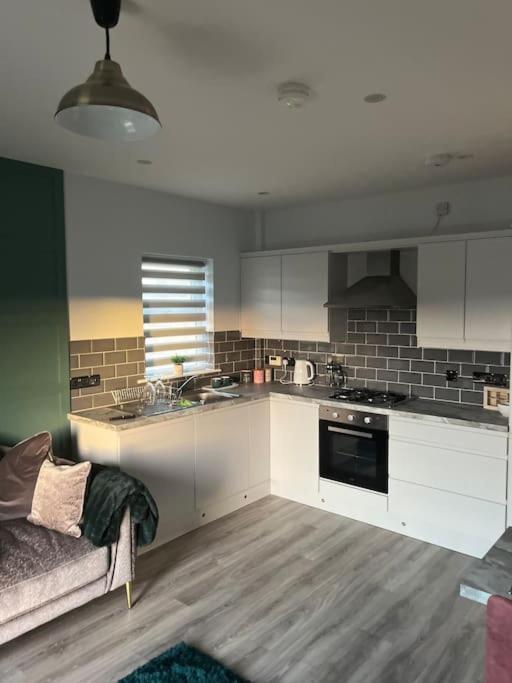 Corran Mews Apartment Larne Exterior photo